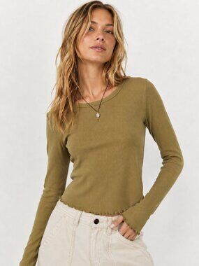 NWT Known Supply Jill Ribbed Long Sleeve Top Lemongrass Green Lettuce Hem Large